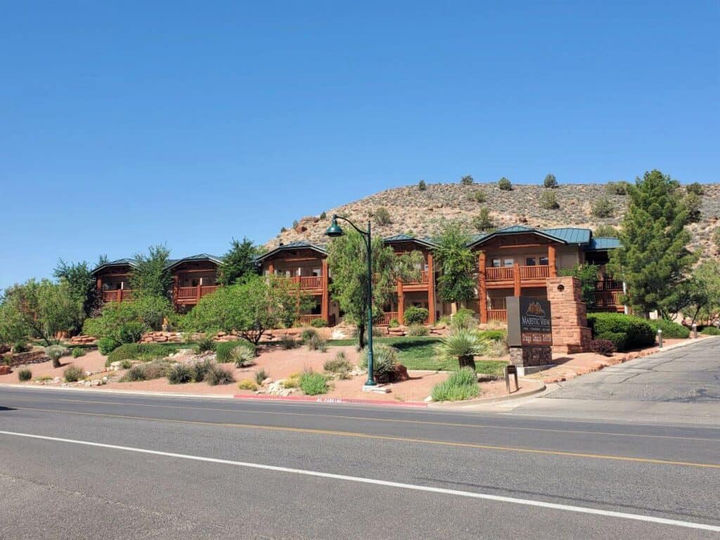 Cabins along a road in Springdale, the best place to stay near Zion National Park.